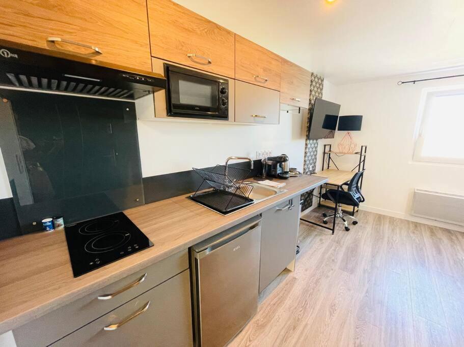 Studio 4 Cosy Et Tout Equipe A La Gare De Lorient Ngoại thất bức ảnh